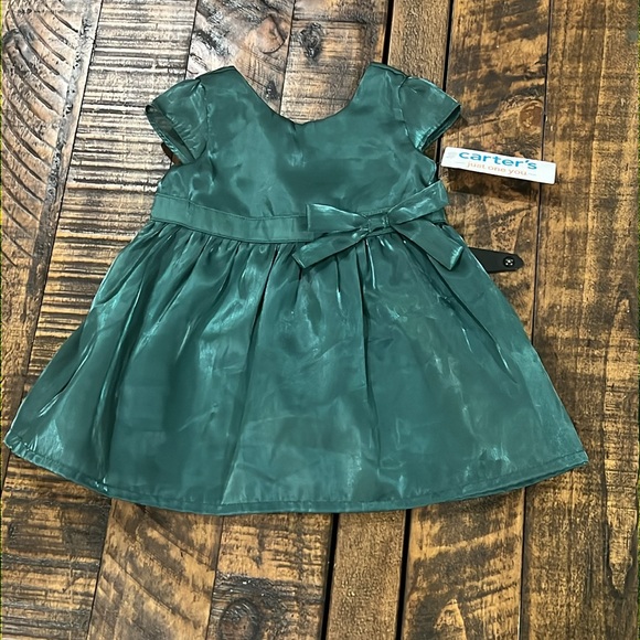 Carters green dress short sleeve shiny size 3 month - Picture 1 of 9